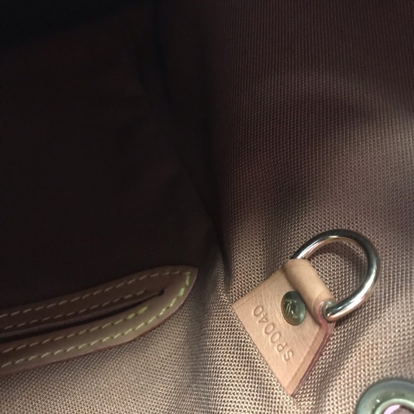 Authentic Louis Vuitton Montsouris MM Backpack - Picture 14 of 16